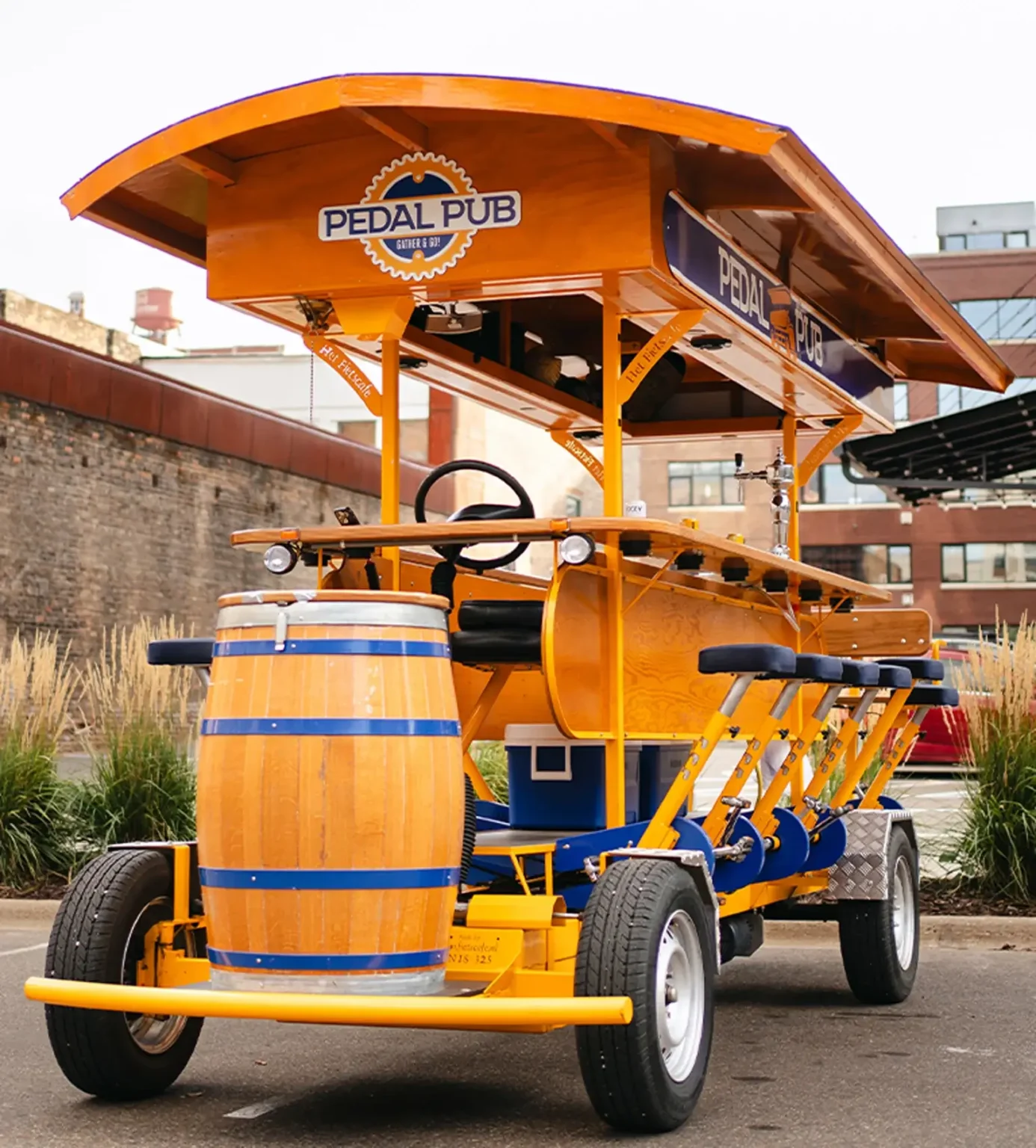 Pedal Pub party bike on a custom city tour